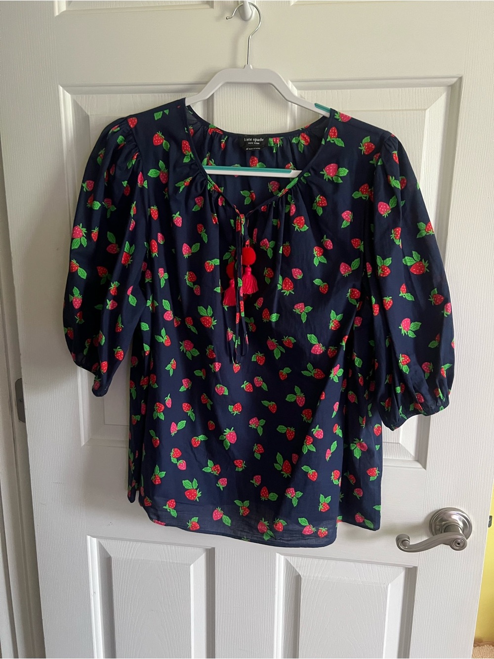 Like New kate spade Navy with Red Strawberry Print super cute